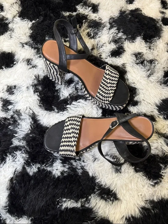 Black & White Woven Platform Sandals with Ankle Strap - Picture 4 of 6